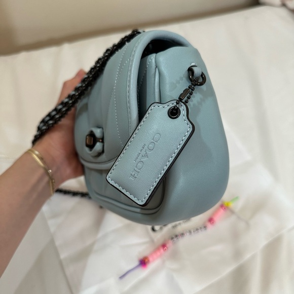 Coach Quilted Pillow Madison 18 Bag - Aqua (baby blue) with Quilting NWOT - Picture 7 of 12